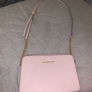 Michael Kors Jet set pink crossbody bag